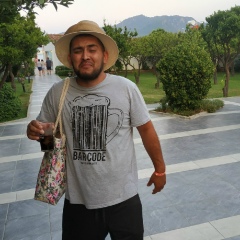 Бахтовар Хаитов, Москва