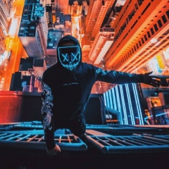 Сёма Установ, Москва