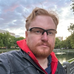 Слава Ясный, Москва