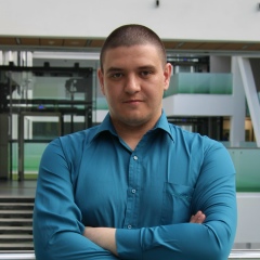 Артем Уразманов