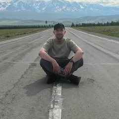 Денис Хачханов