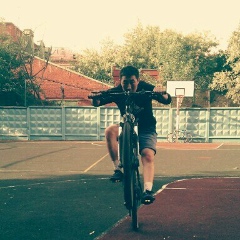 Манас Оммоналиев