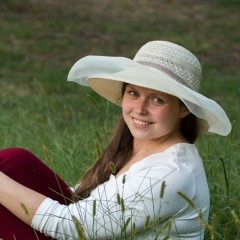 Катюша Михолап, 14.11.1991, Киев