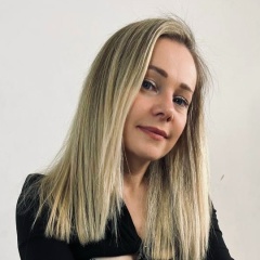 Юлия Михонова, Санкт-Петербург