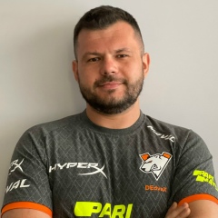 Андрей Сергеевич