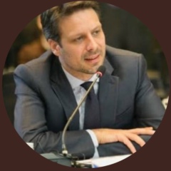 Guillaume Long, 22.02.1977