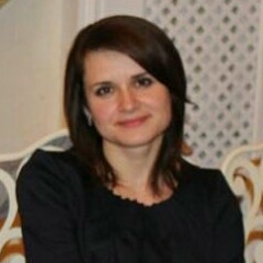 Олечка Николаева