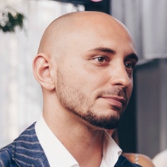 Евгений Никитин