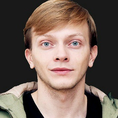 Александр Сажнев