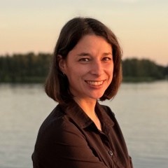 Дина Костюченко, 27.04.1985, Санкт-Петербург