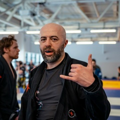 Ильяс Чапалаев, Москва