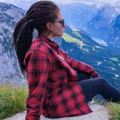 Юлия Лопатина, 03.03, Москва