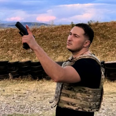 Уча Грдзелишвили, Санкт-Петербург
