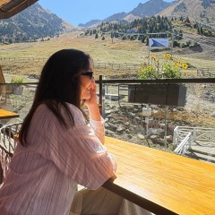 Назымкуль Абдыжакып, Алматы