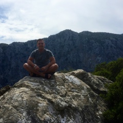 Андрей Савельев