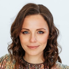 Алёна Осиновская, 08.10.1989