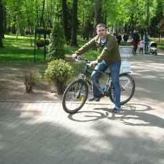 Naqib Qodirov