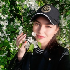 Леся Крикунова, Семей