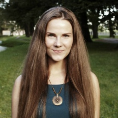 Ксения Белова, 12.03.1989