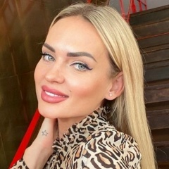 Оля Коротеева