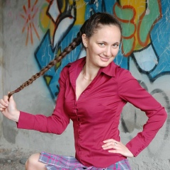 Мари Запятая, Южно-Сахалинск