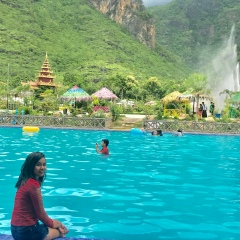 Su Sandi, 28.04.1992