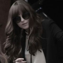 Anastasia Steele, 10.09.1994, Seattle