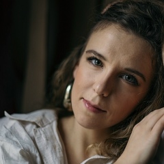 Лилия Weiser, 25.12, Frankfurt am Main