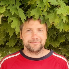 Михаил Ларионов, Екатеринбург