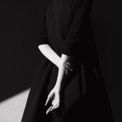 May Whisper, Nabeul
