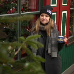 Вика Тиелеманн, 02.12.1982