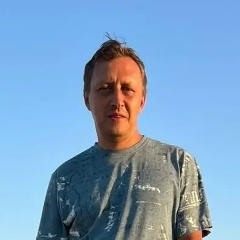 Виктор Донецкий, Таганрог