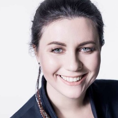 Нина Волонтэй, Москва