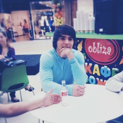 Рустам Магомедов, Los Angeles