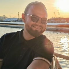 Виталий Смышляев, 07.12.1989, Москва