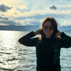 Ксения Спиридонова, Сатка