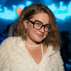 Ольга Комышева, Санкт-Петербург