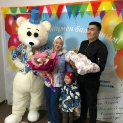 Акбота Жакыпбер, Алматы