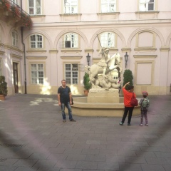 Иван Хлaнтa, Киев