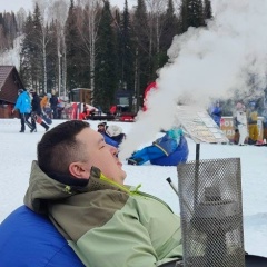 Илья Ефремов, Омск