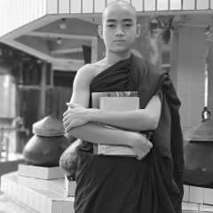 လမင္း လမင္း, 05.05.1998