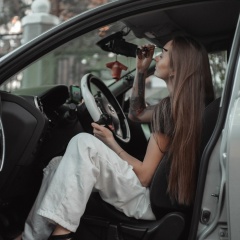 Александра Буроменская