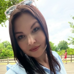 Ксения Саратов, Саратов