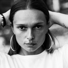 Нина Зверькова, Омск