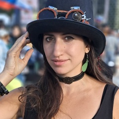 Оля Ярикова, Казань