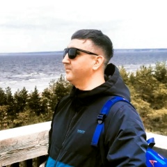 Роман Петров