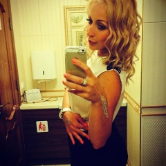 Ольга Тютюнник, 20.11, Praha