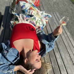 Ася Добровольская, Москва