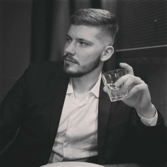 Антон Торгашов