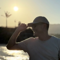 Роман Манжиев